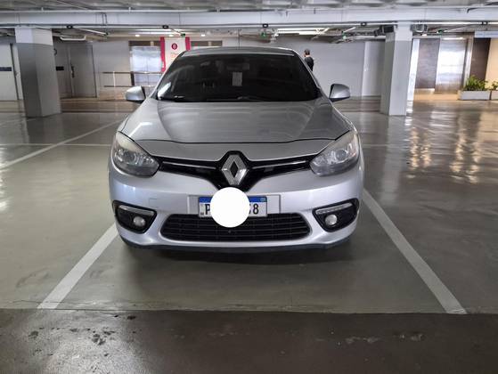 RENAULT FLUENCE 2.0 DYNAMIQUE PLUS 16V FLEX 4P AUTOMÁTICO RENAULT FLUENCE 2.0 DYNAMIQUE PLUS 16V FLEX 4P AUTOMÁTICO
